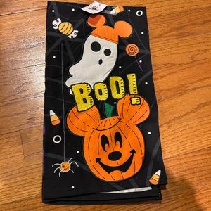 NWT Disney Halloween hand towel. Great graphics and colors